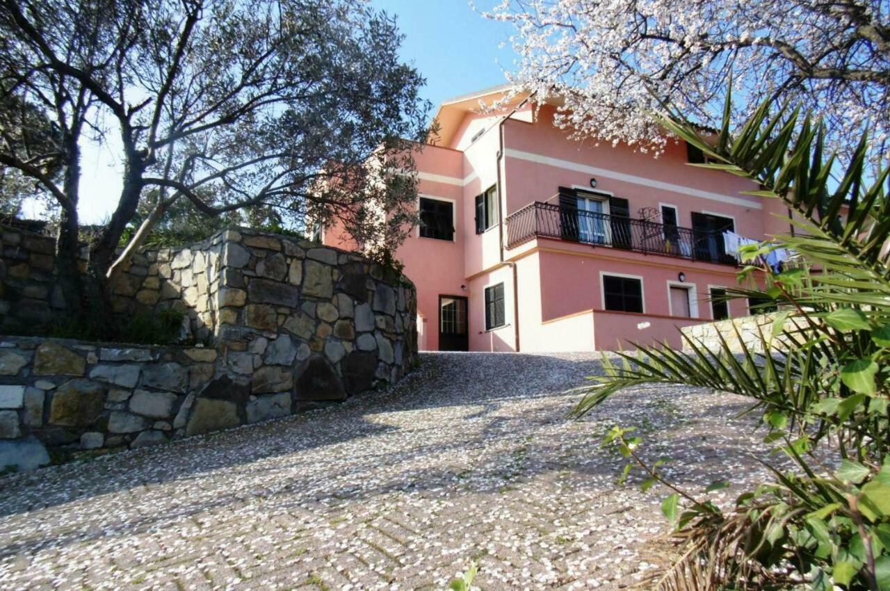 Appartamento In Magnifica Zona Residenziale Andora Exterior photo